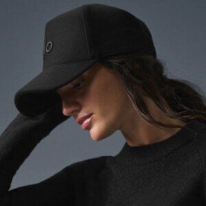 Alo NWT Wool District Trucker Hat